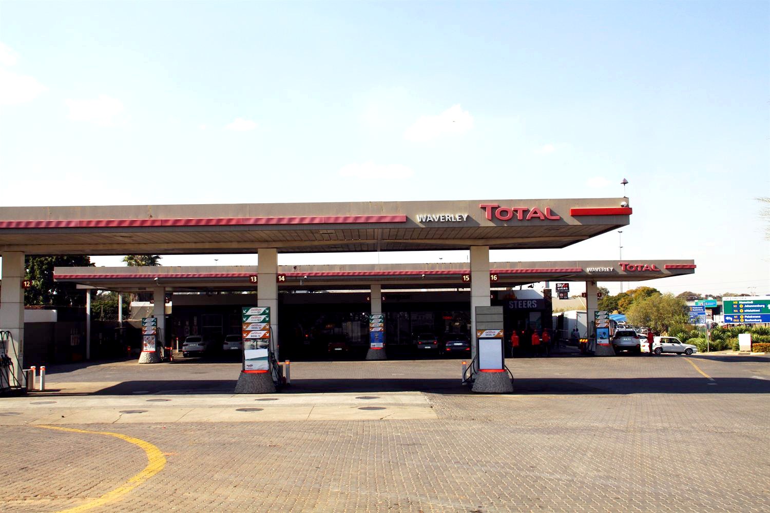 TotalEnergies Waverley forecourt on Stormvoël Road, Kilner Park